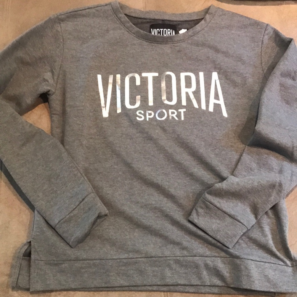 Gray M Victorias Sport crew neck sweatshirt
